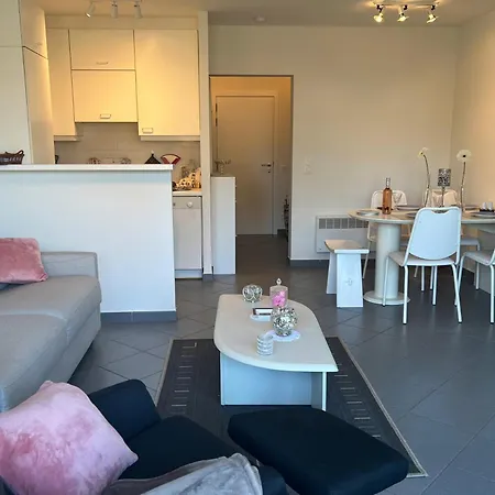 Amadeus - Happy Apartment