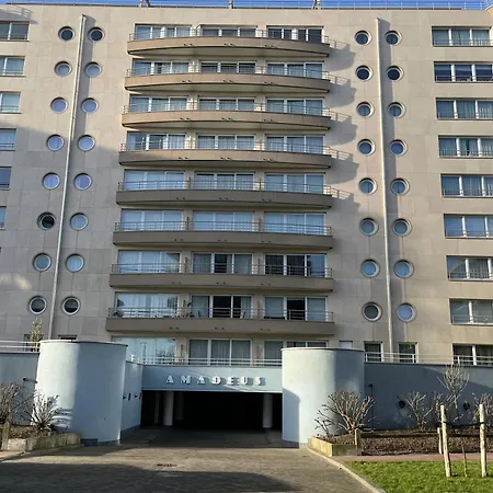 Amadeus - Happy Appartement La Panne